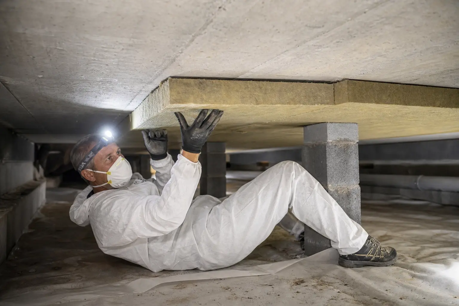 Isolation plancher bas sur vide sanitaire maison